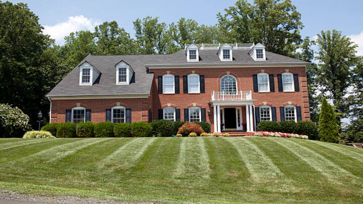 The Effect, Causes, & Signs Of Water Damage In Homes & How To Handle It