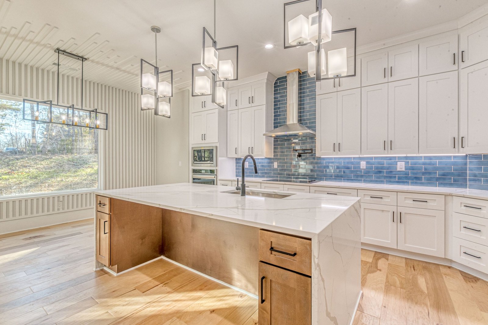 129-web-or-mls-Darwish Dr-129