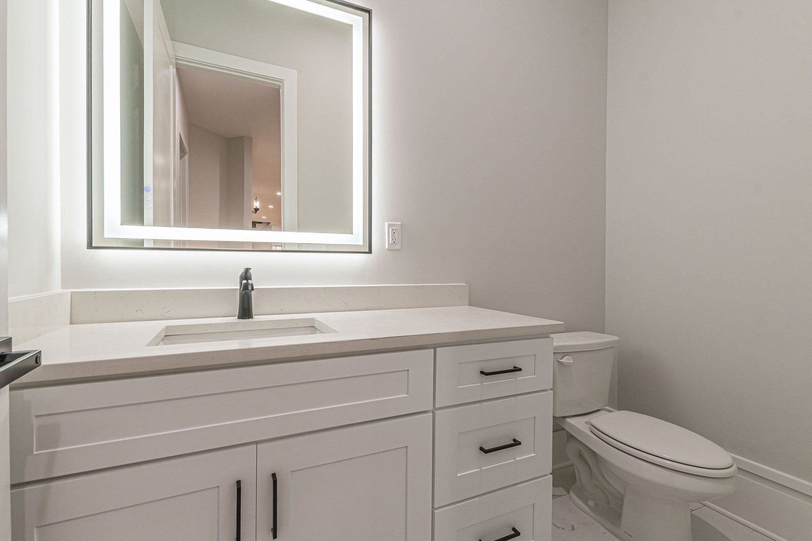 153-web-or-mls-Darwish Dr-153