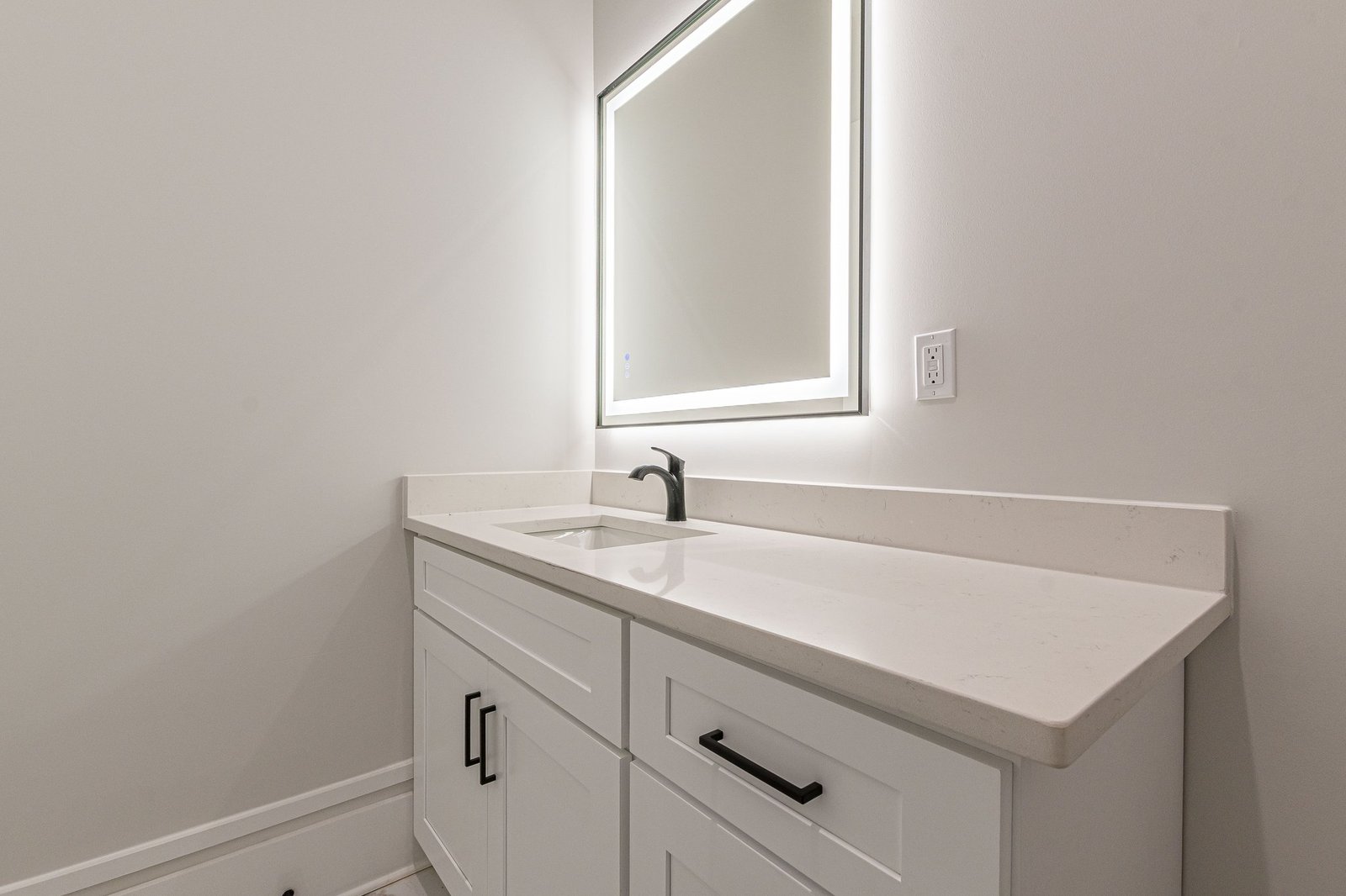 154-web-or-mls-Darwish Dr-154