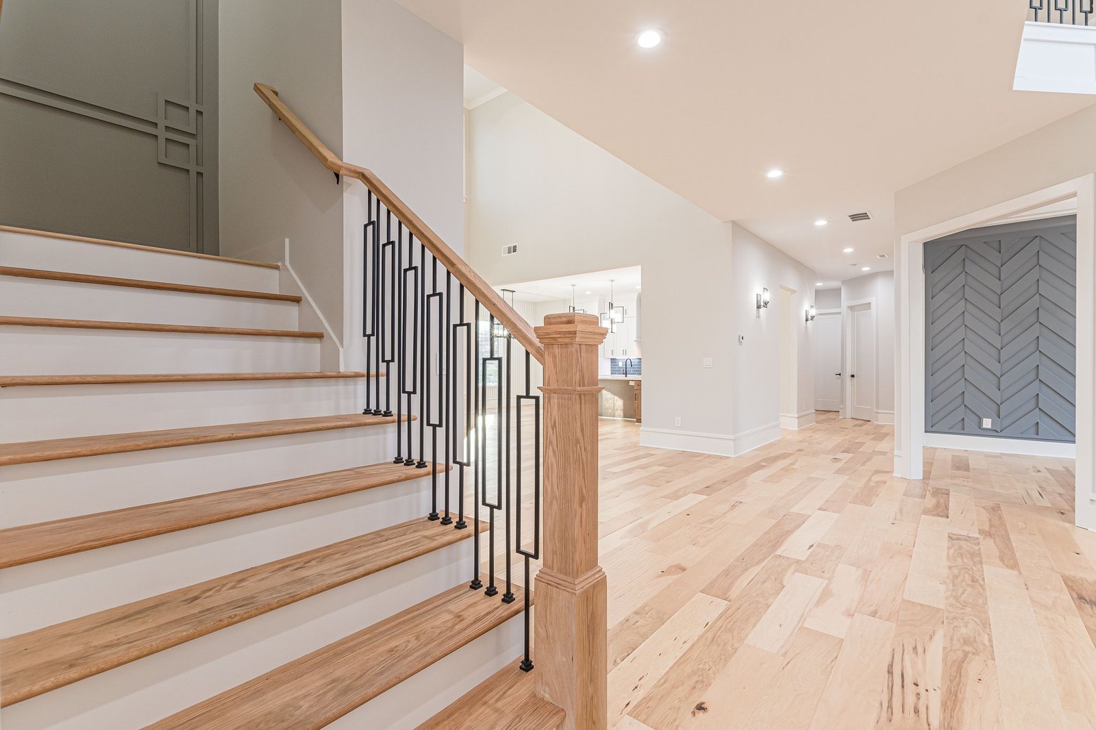 157-web-or-mls-Darwish Dr-157