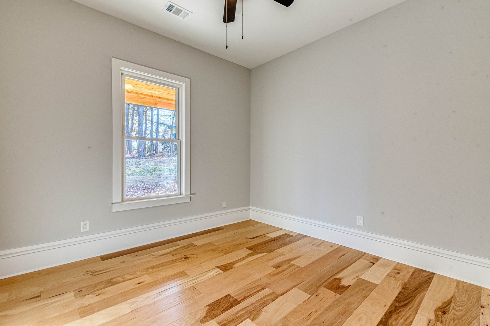 158-web-or-mls-Darwish Dr-158