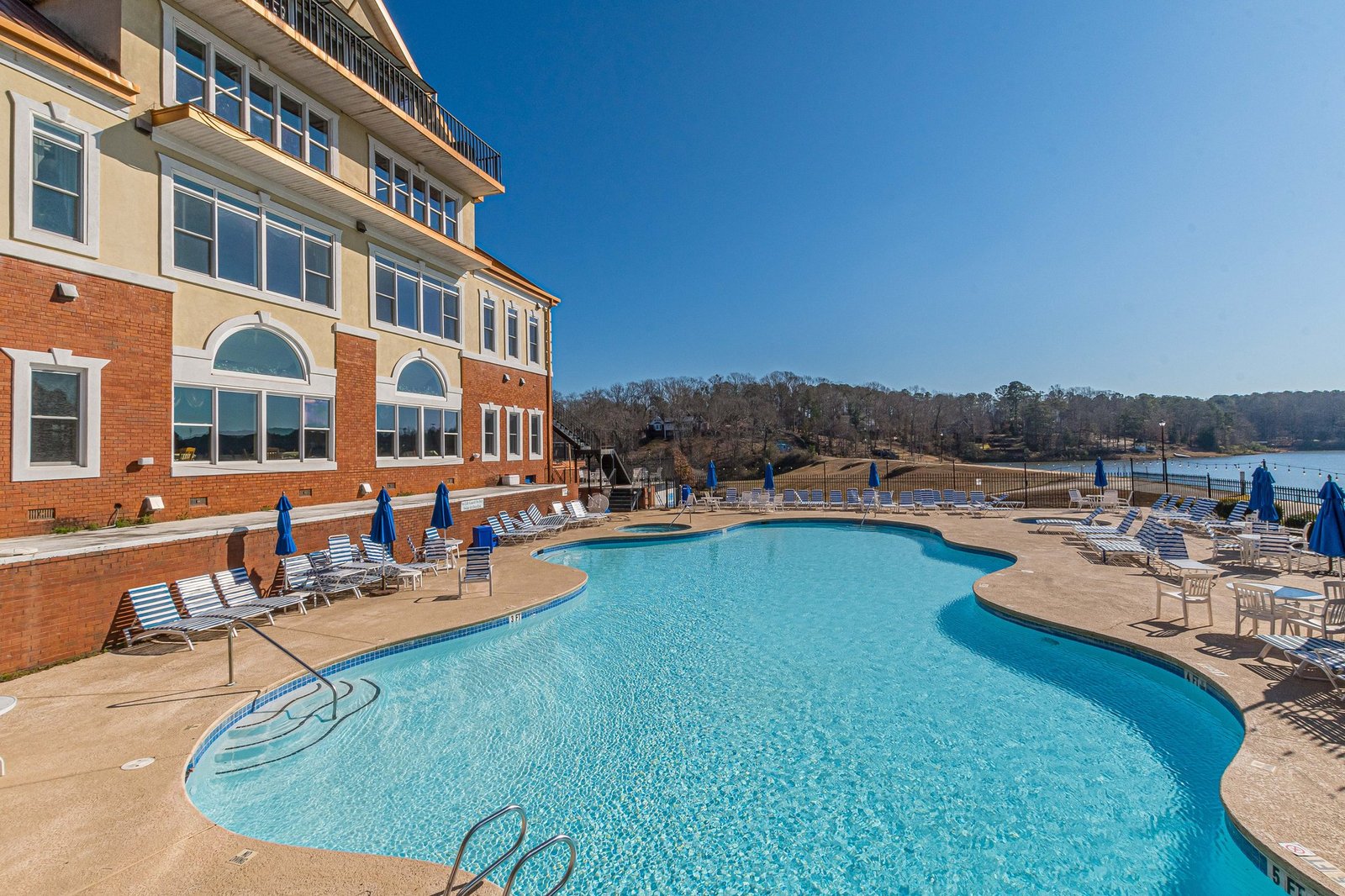 19-web-or-mls-Darwish Dr-19