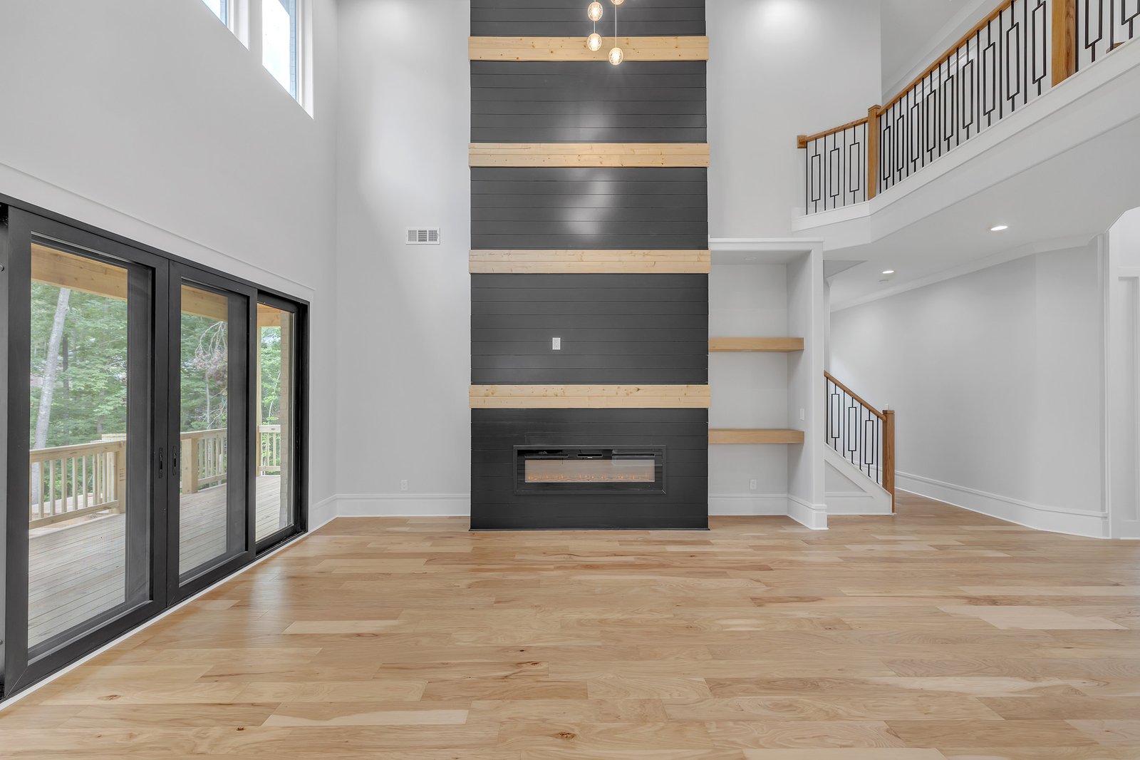 2015 Fountainbleau dr -10