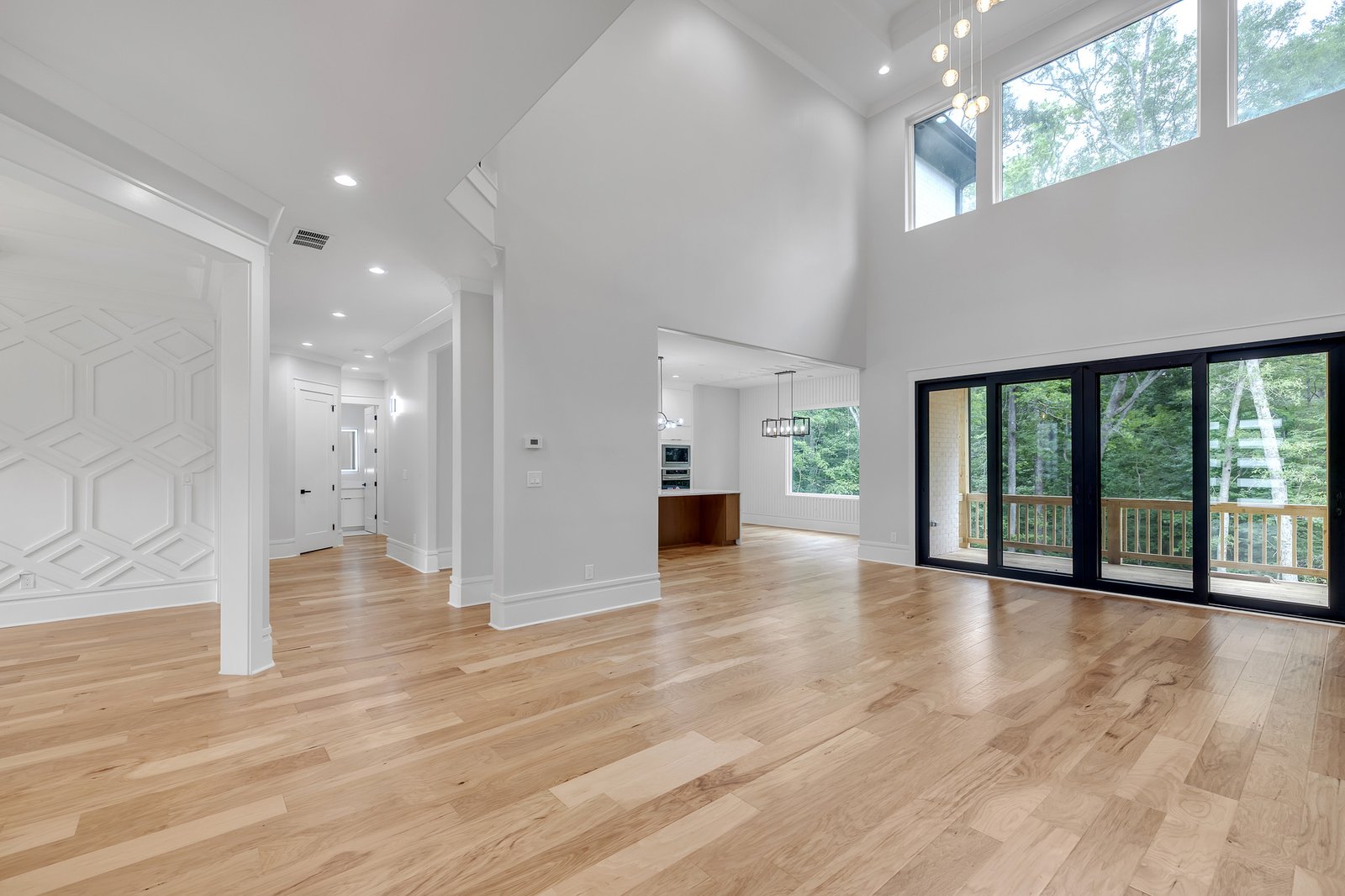 2015 Fountainbleau dr -18