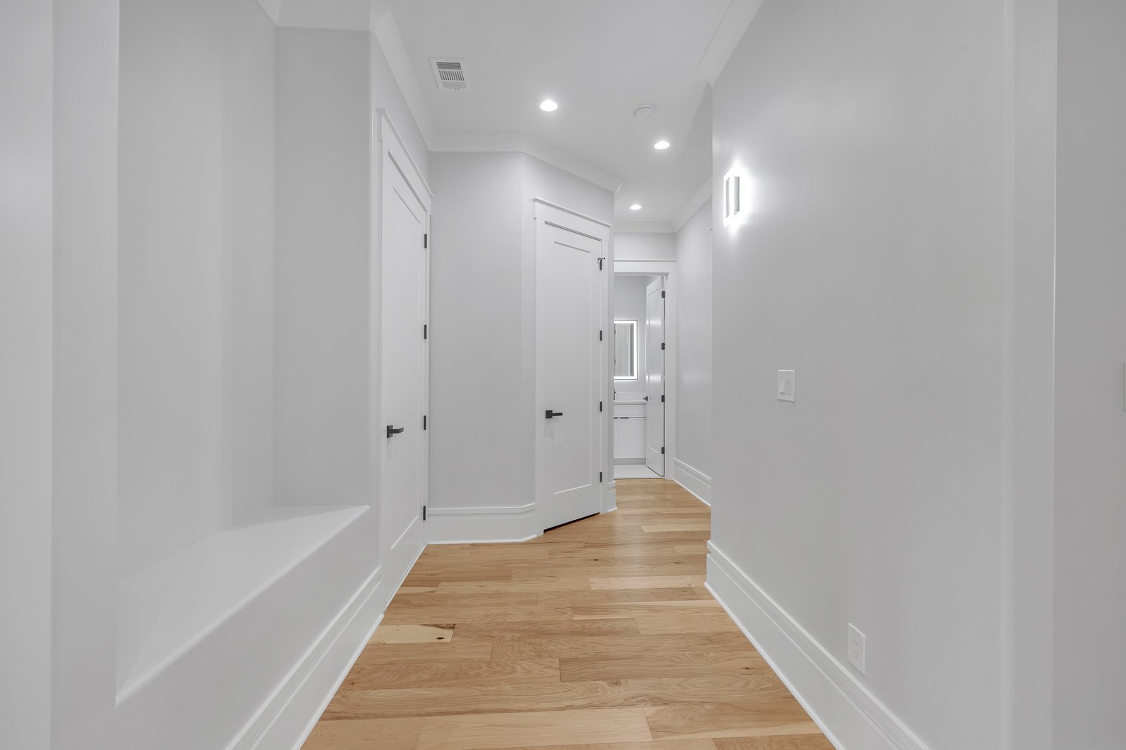2015 Fountainbleau dr -19