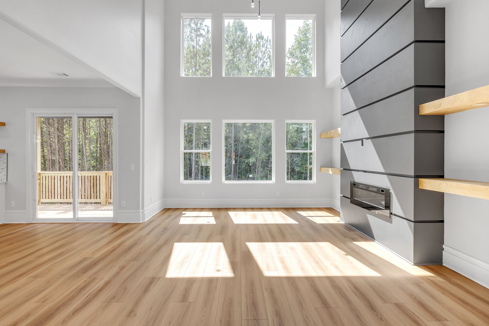 225 Valerie Circle-07