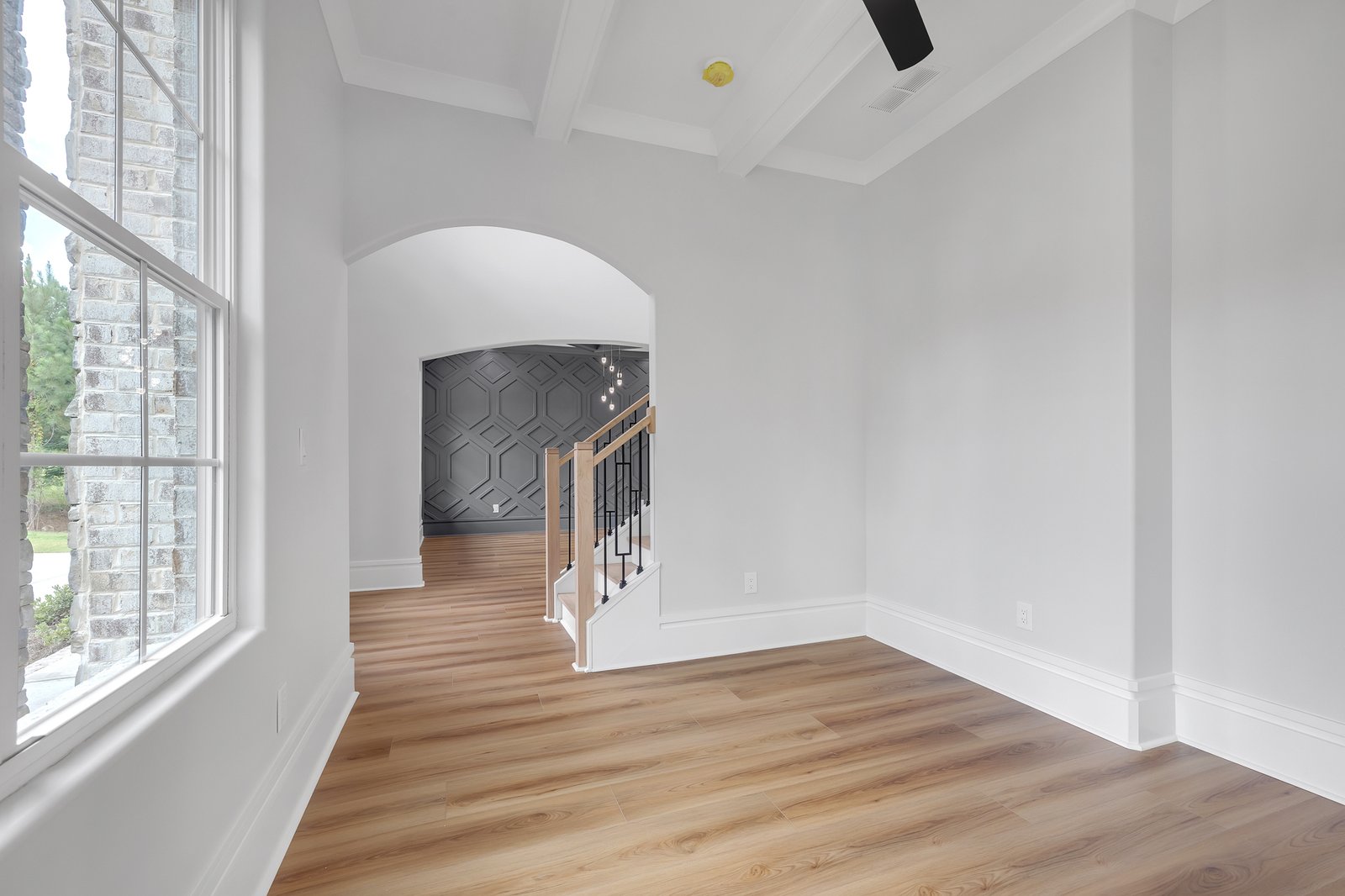225 Valerie Circle-20