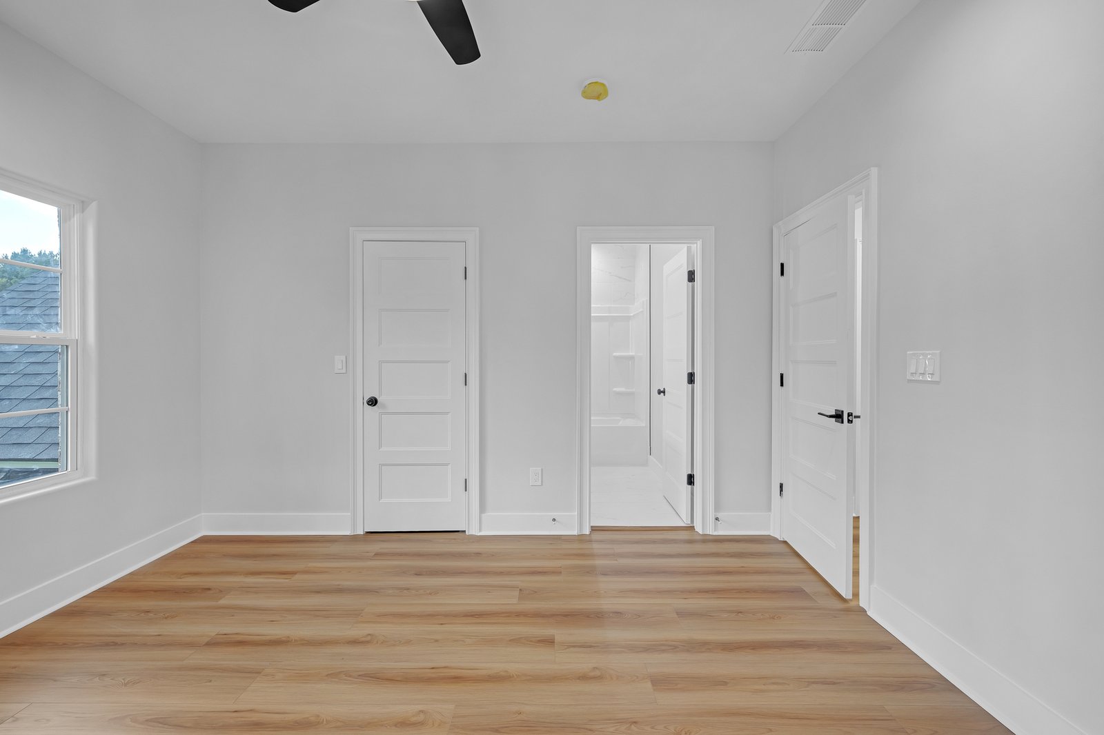 225 Valerie Circle-29
