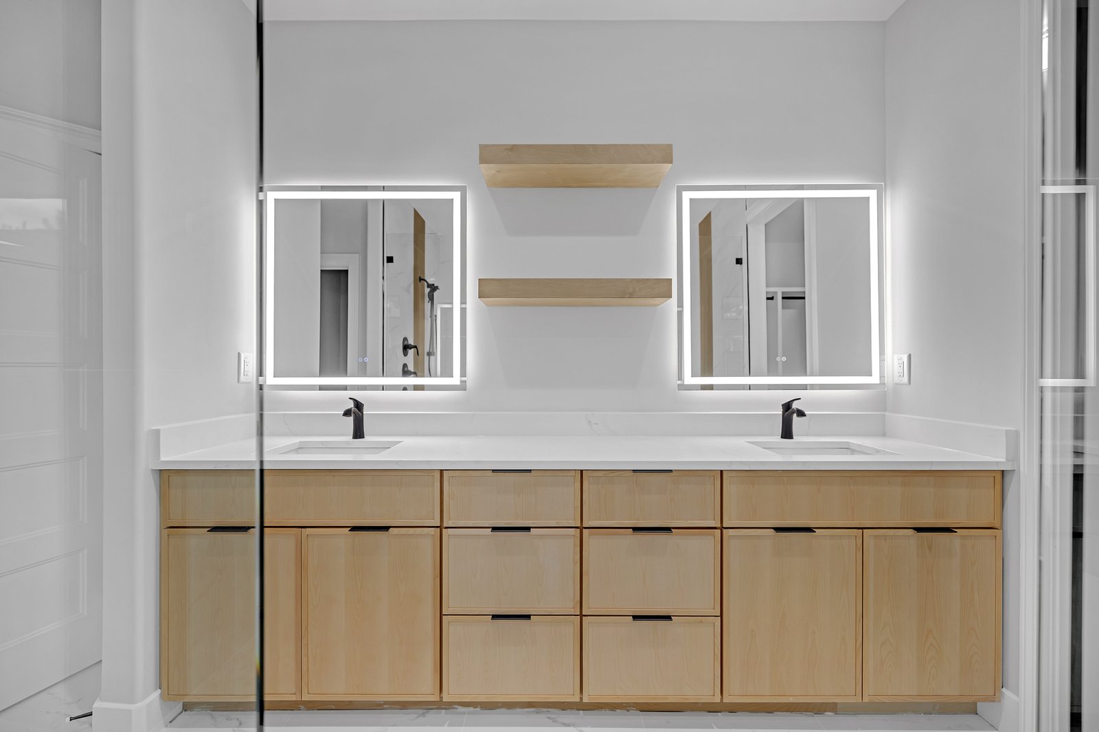 225 Valerie Circle-37