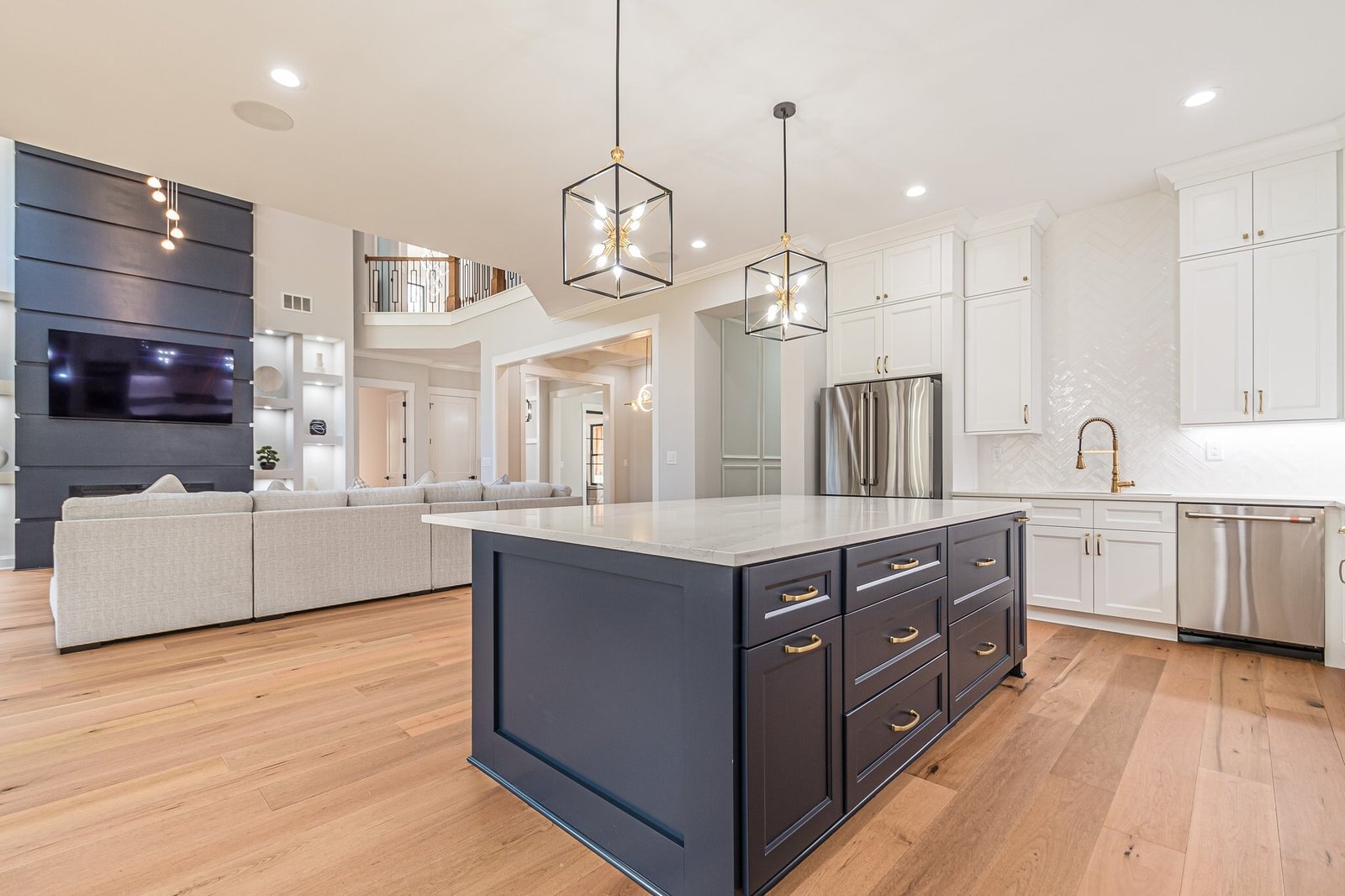 24-web-or-mls-Moray Pl-24
