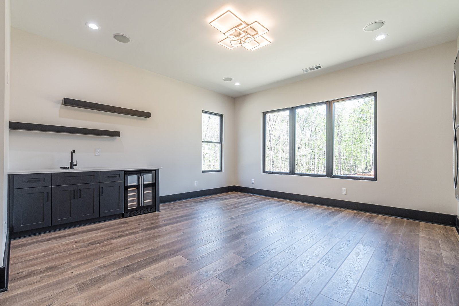 29-web-or-mls-Sandbar Cove-29