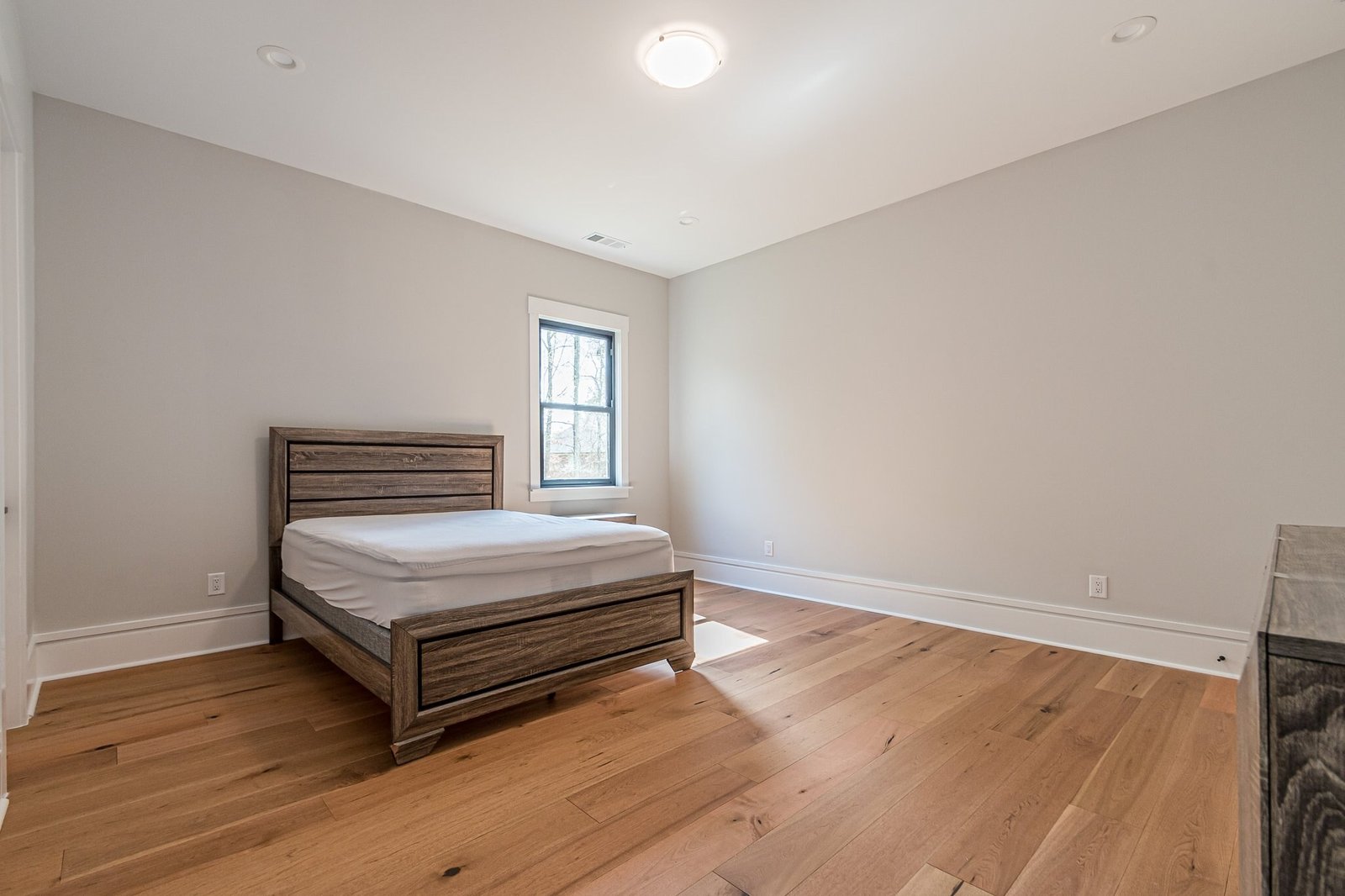 32-web-or-mls-Moray Pl-32