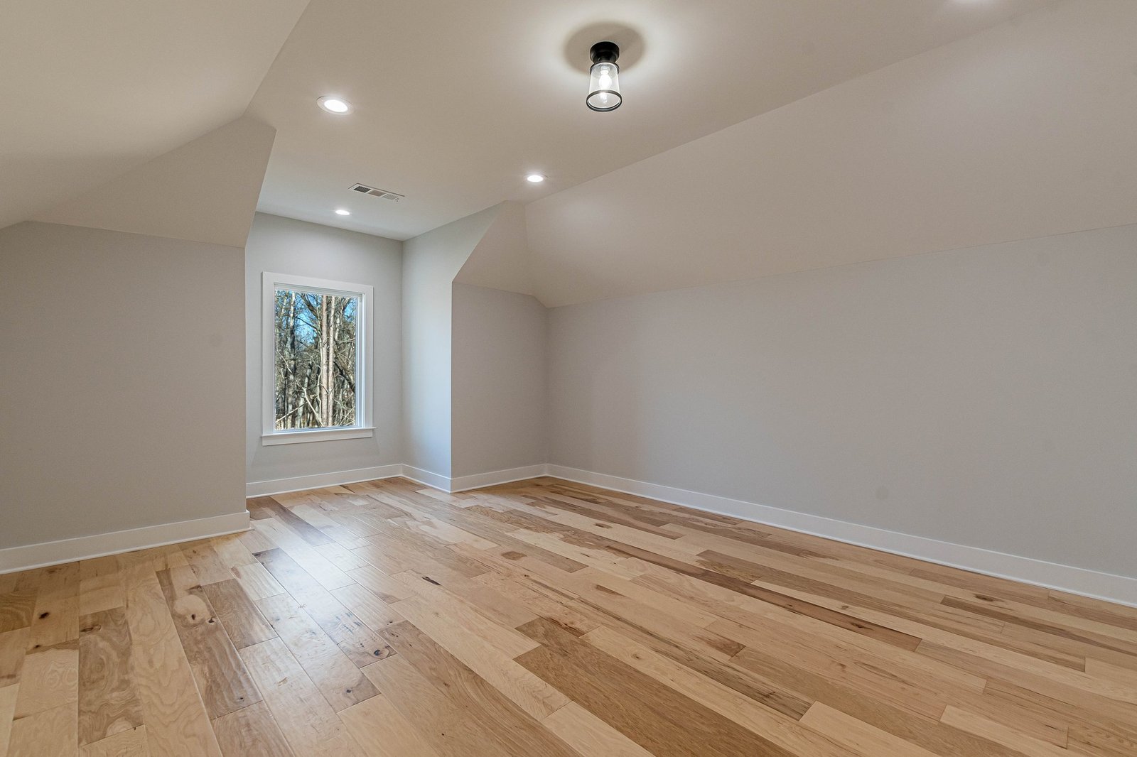 35-web-or-mls-Darwish Dr-35