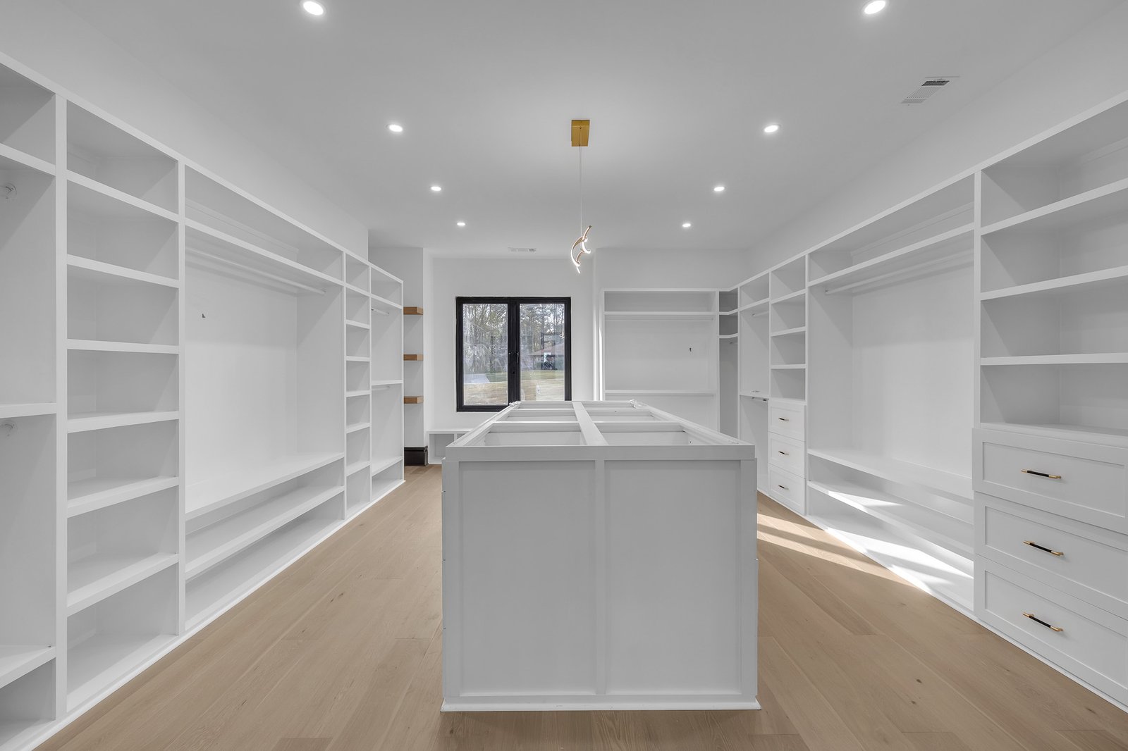 4402 Leola Rd -37