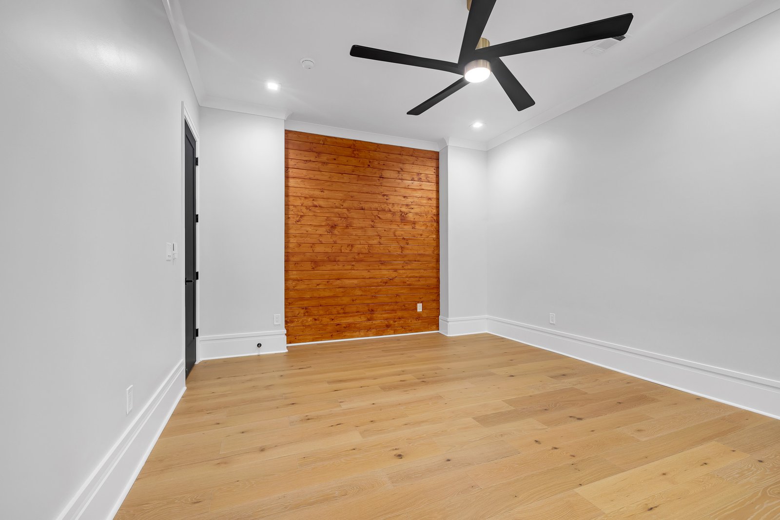 4424 Leola Rd-65