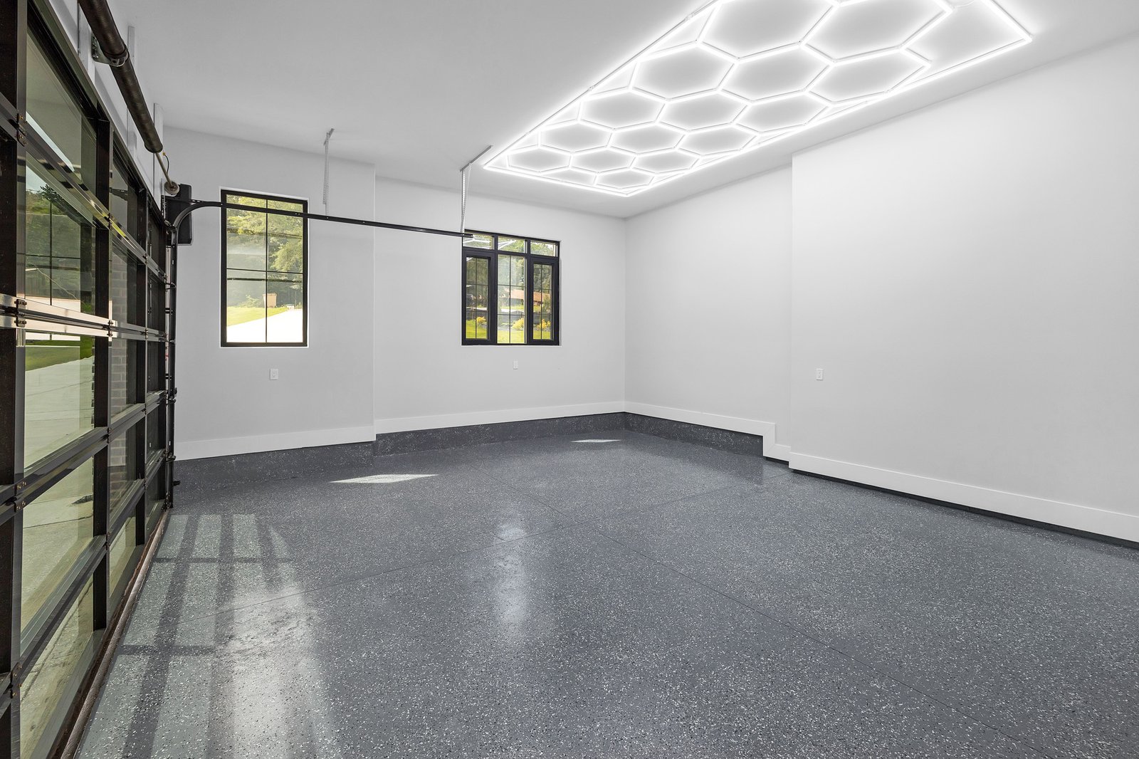 4424 Leola Rd-75