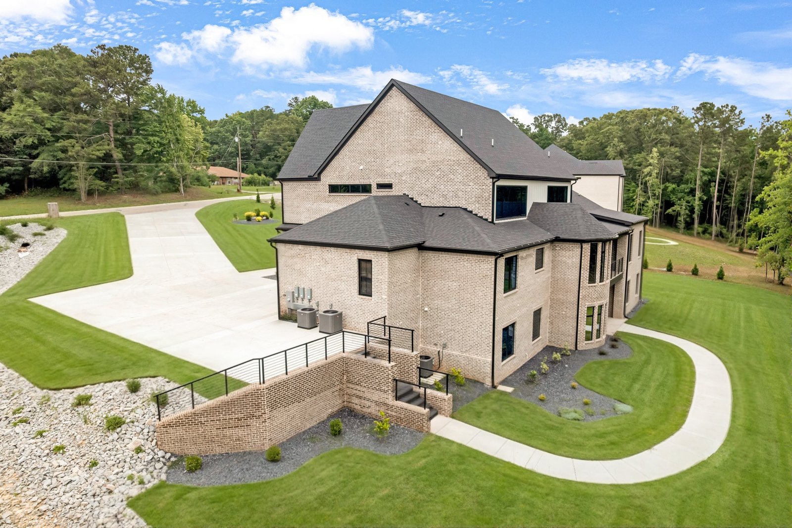 4424 Leola Rd-76
