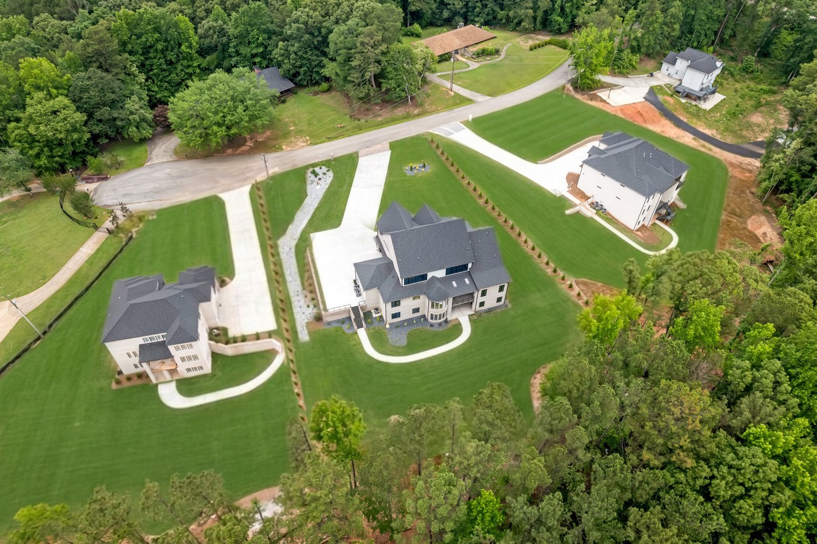 4424 Leola Rd-79