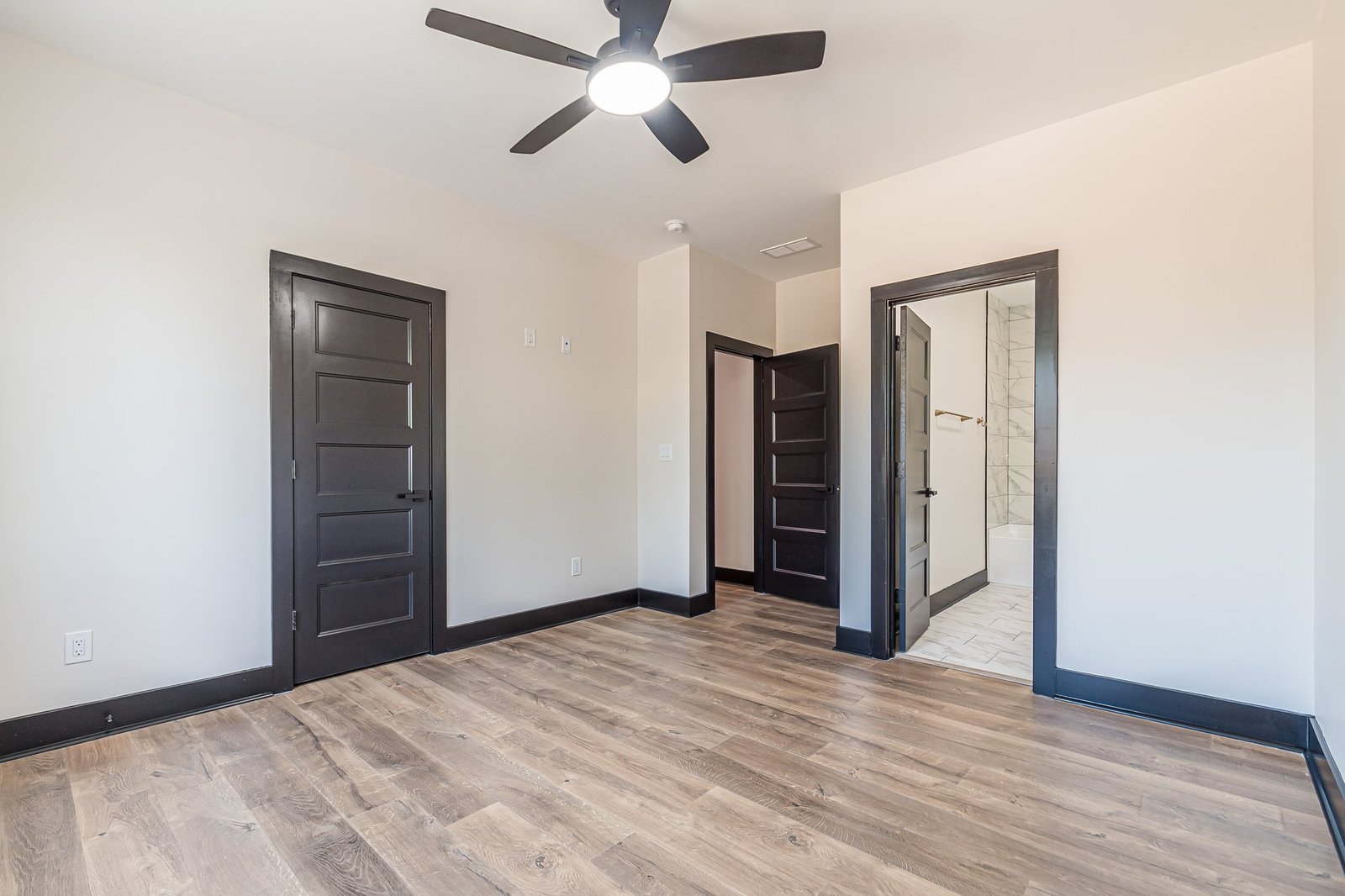 52-web-or-mls-Sandbar Cove-52