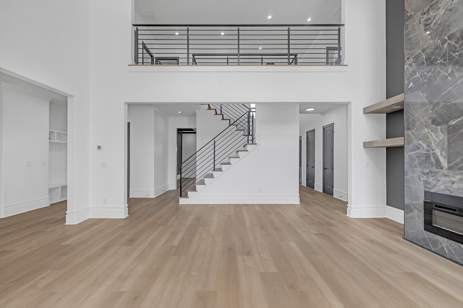 532 Saint Samber Dr-14