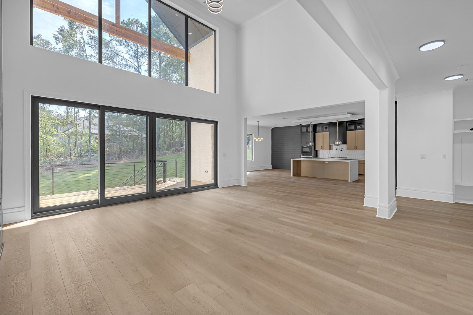 532 Saint Samber Dr-16