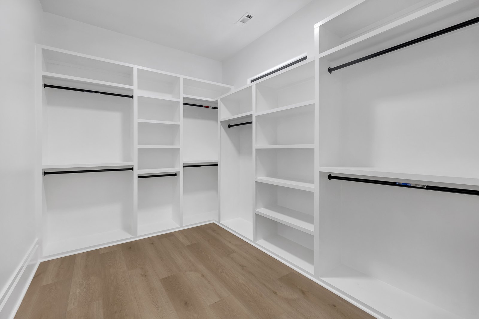 532 Saint Samber Dr-21