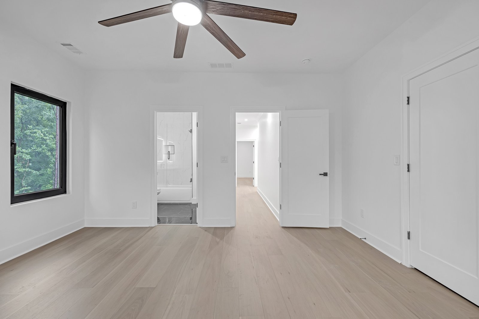 612 Saint Christopher Ln-30
