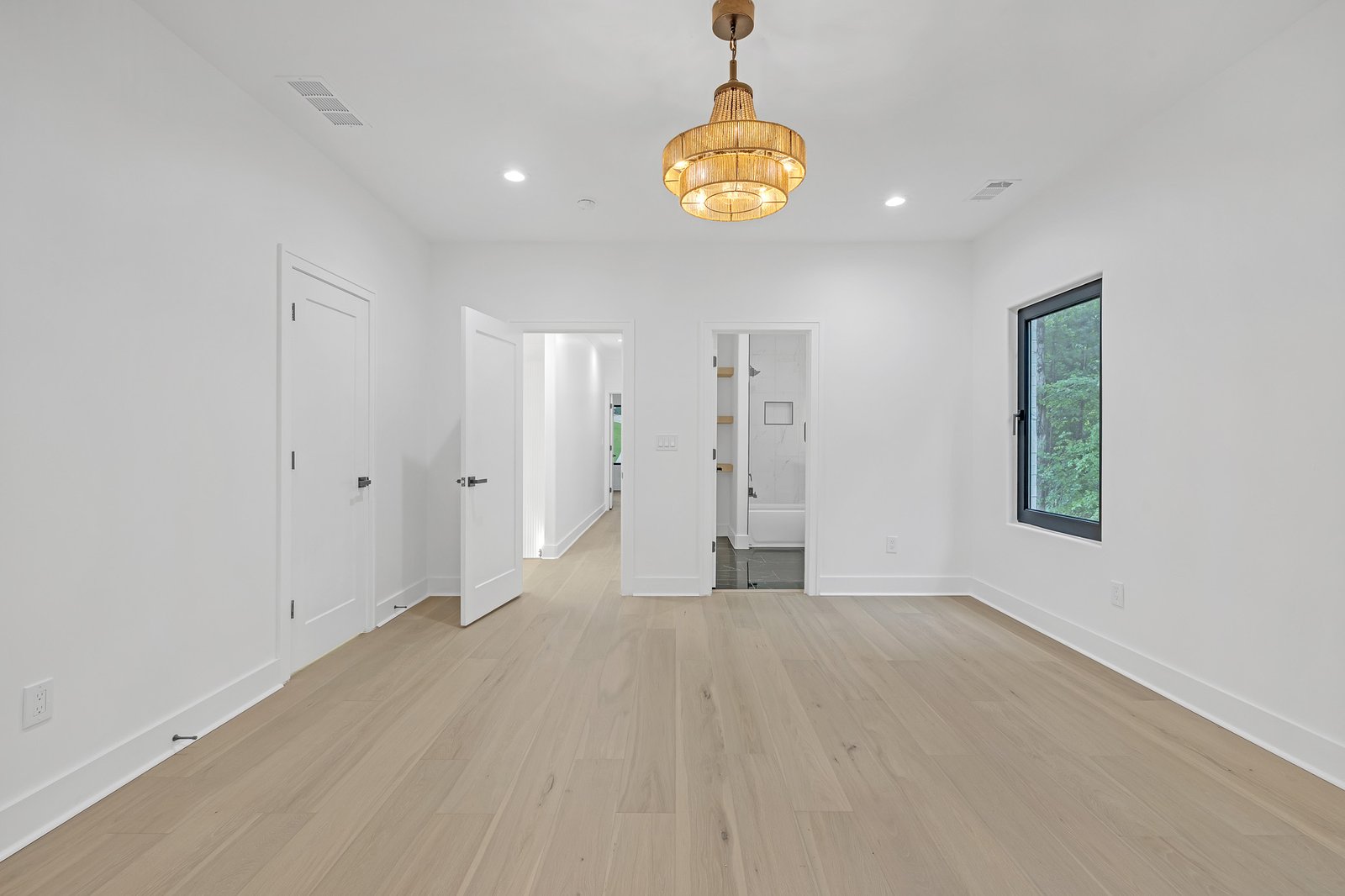 612 Saint Christopher Ln-33