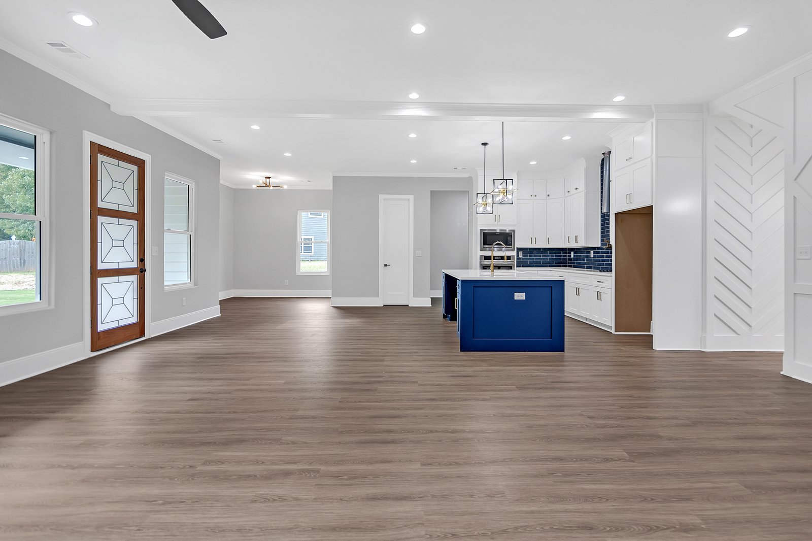7025 Mandevilla Ln-06
