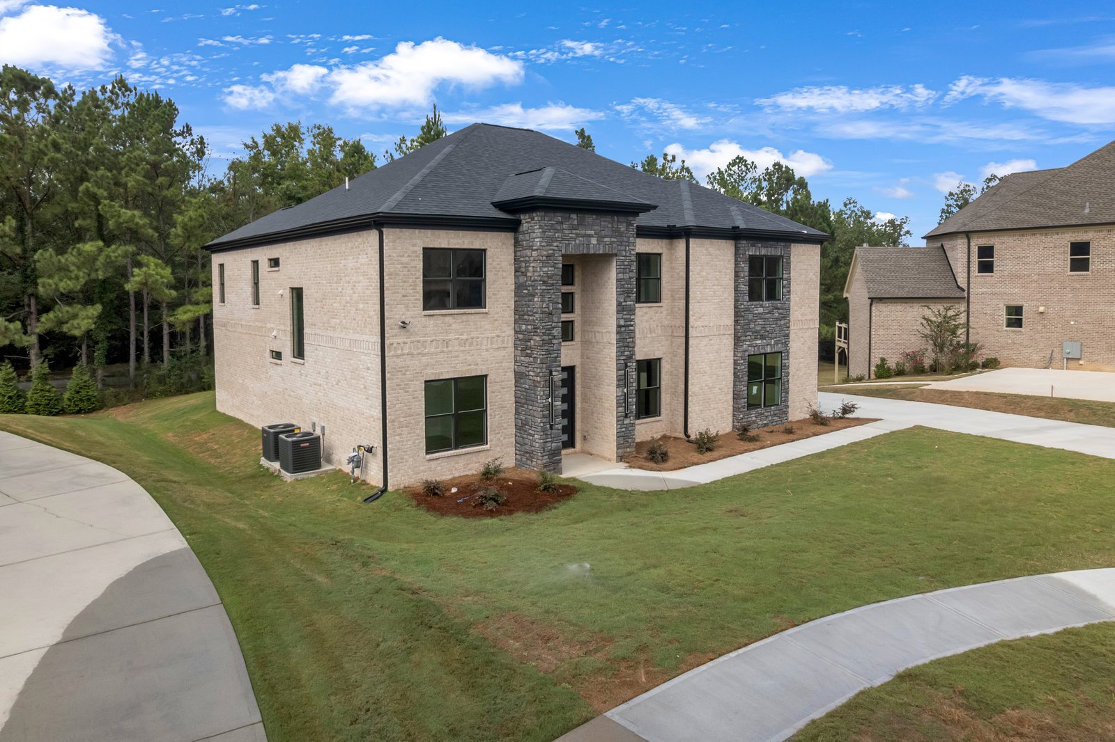 839 Artistry Way-03