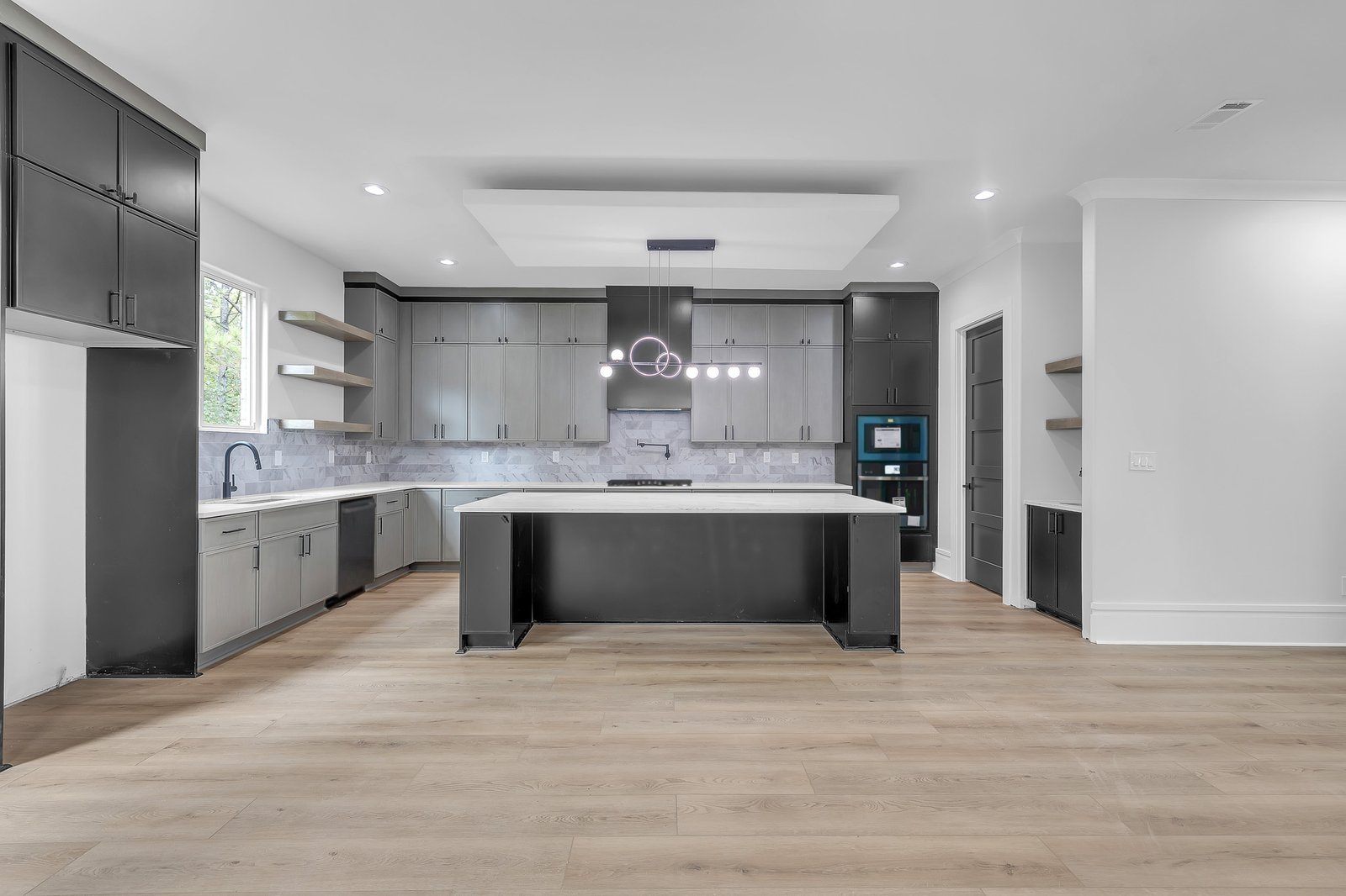 839 Artistry Way-10