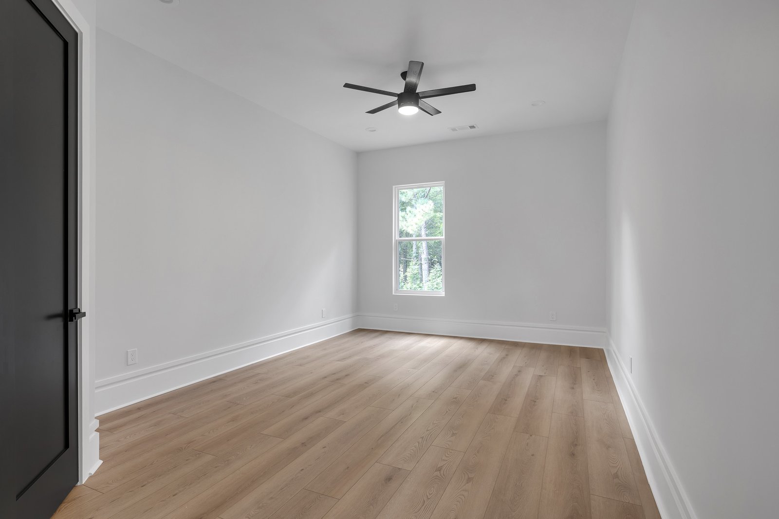 839 Artistry Way-14