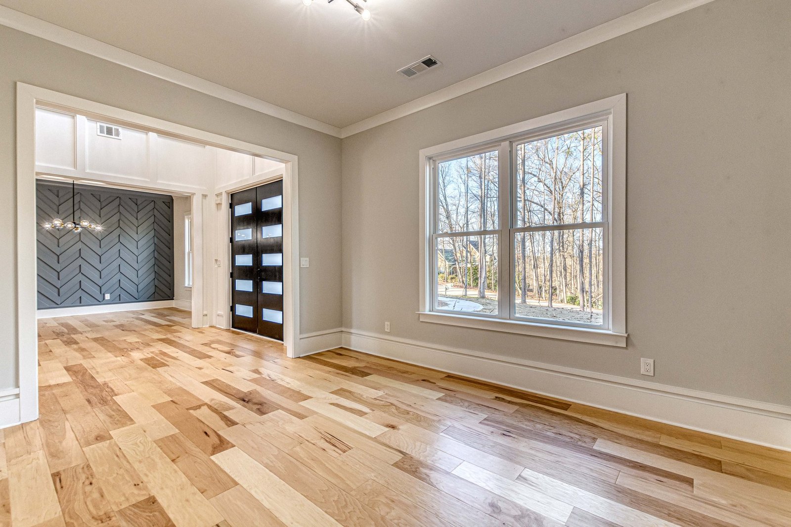 93-web-or-mls-Darwish Dr-93