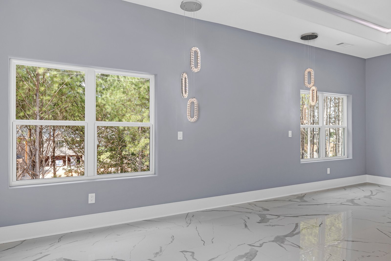 591 Decoupage Dr-41