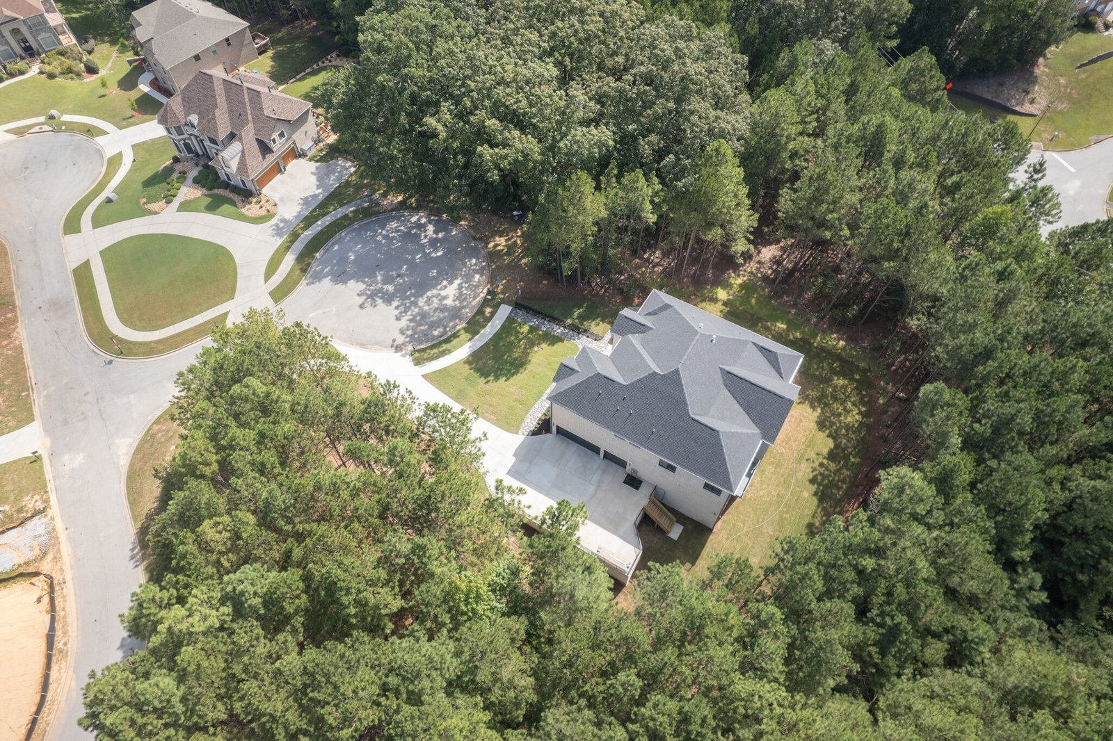 591 Decoupage Dr-63